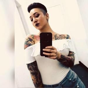 Meet your Posher, Mariel